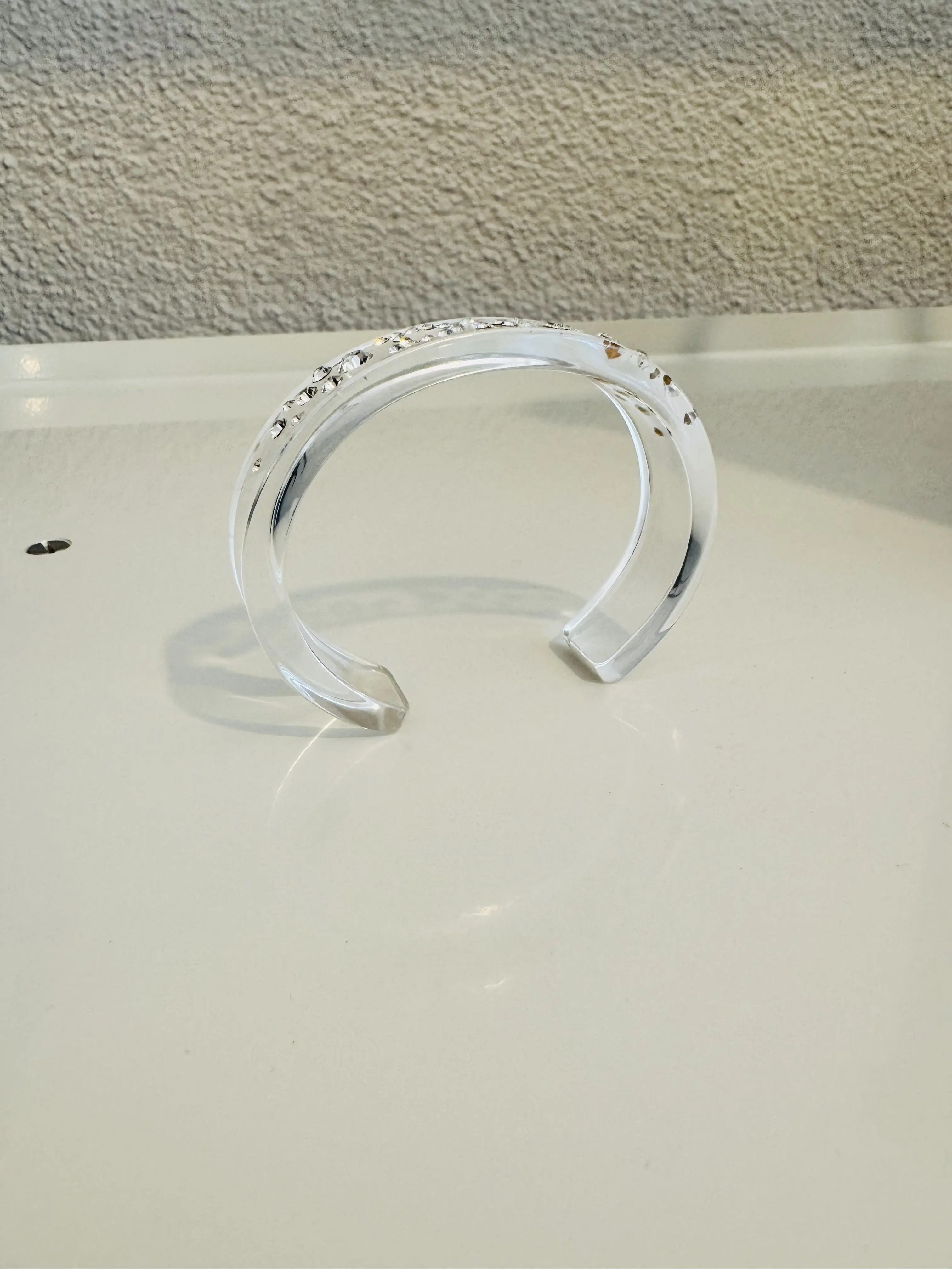 Dior Plexiglas Armband | Marché LOOP
