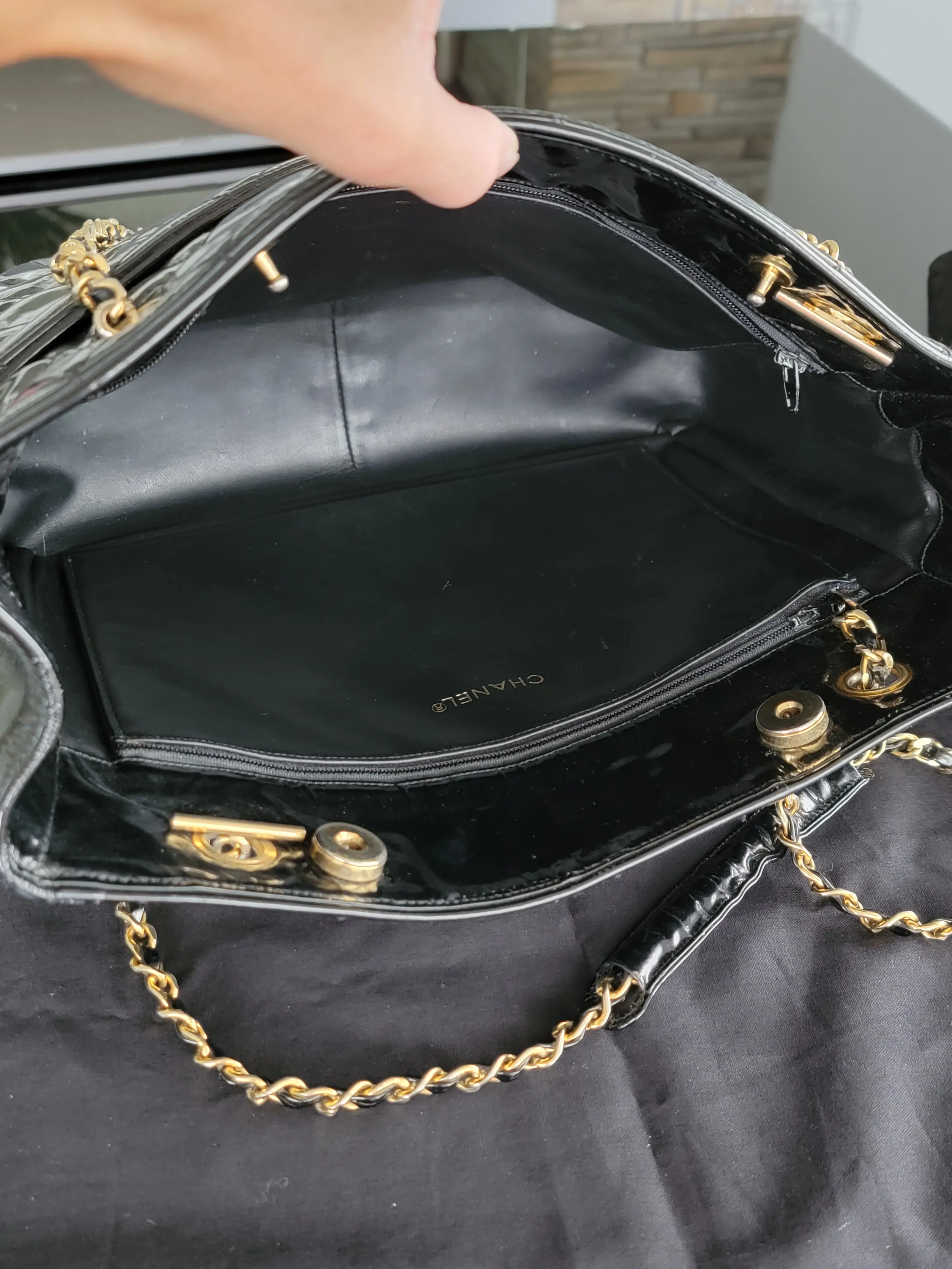 Chanel Shopper Lackleder | Marché LOOP