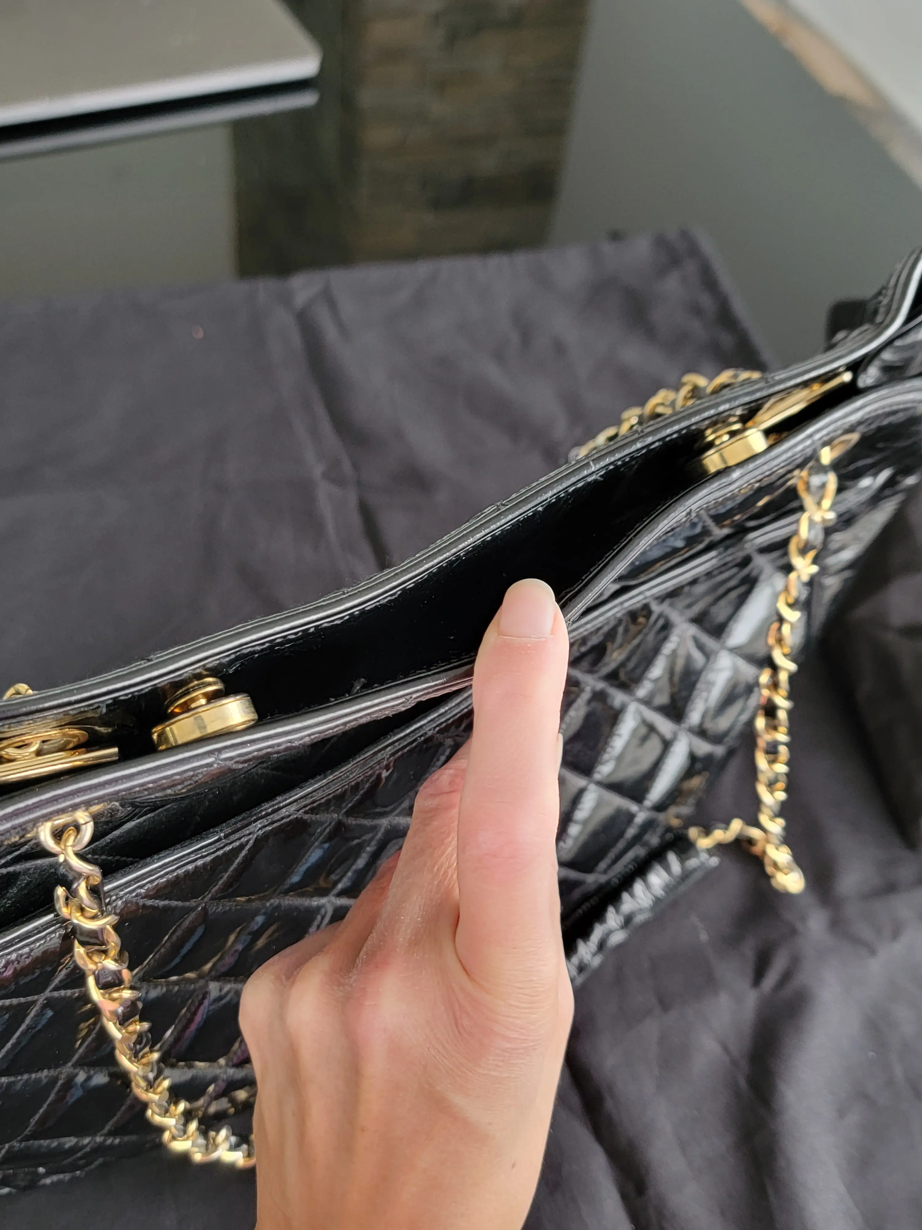 Chanel Shopper Lackleder | Marché LOOP