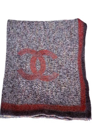 Chanel scarf | Marché LOOP