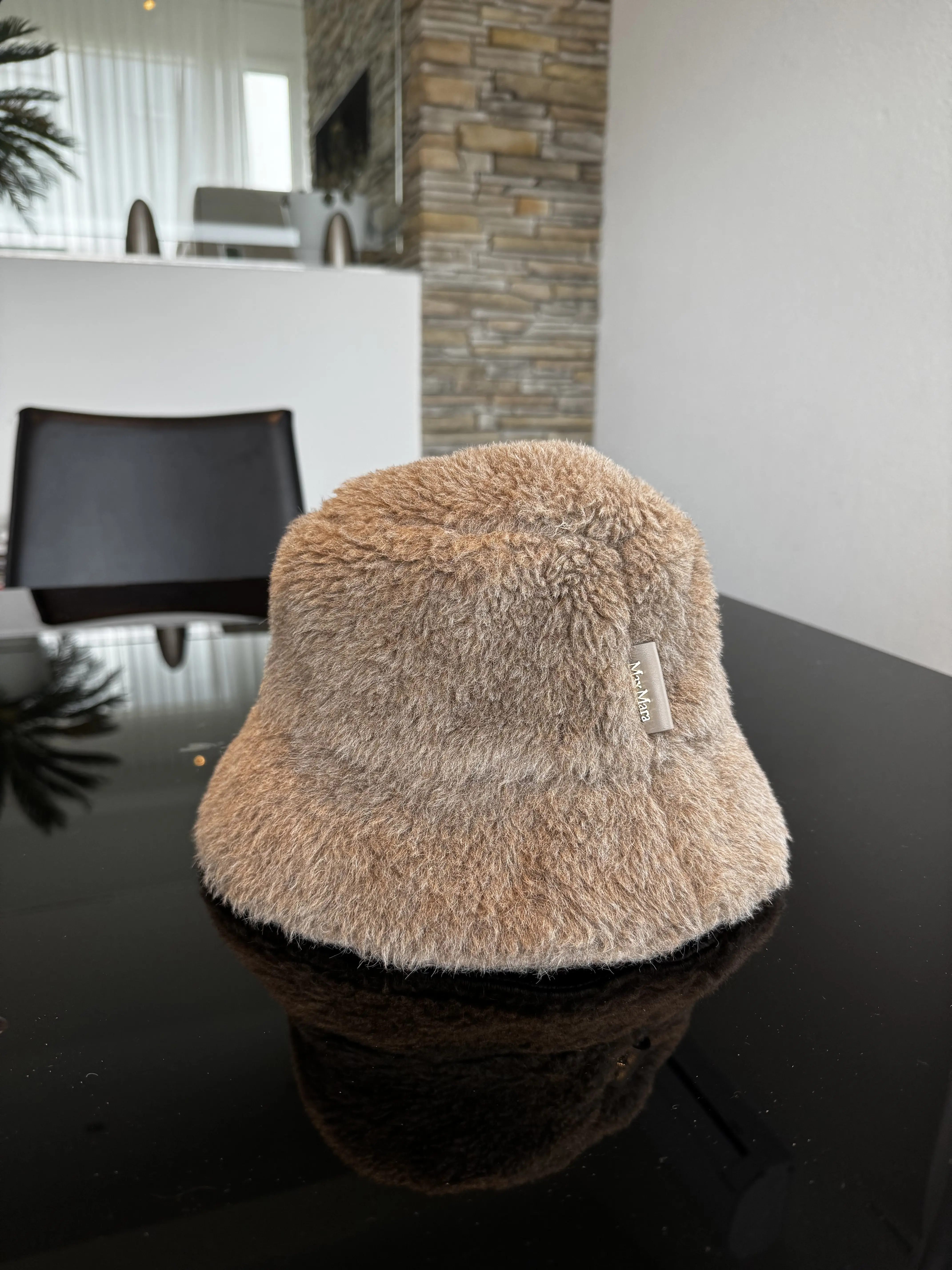 Max Mara Bucket Hat | Marché LOOP