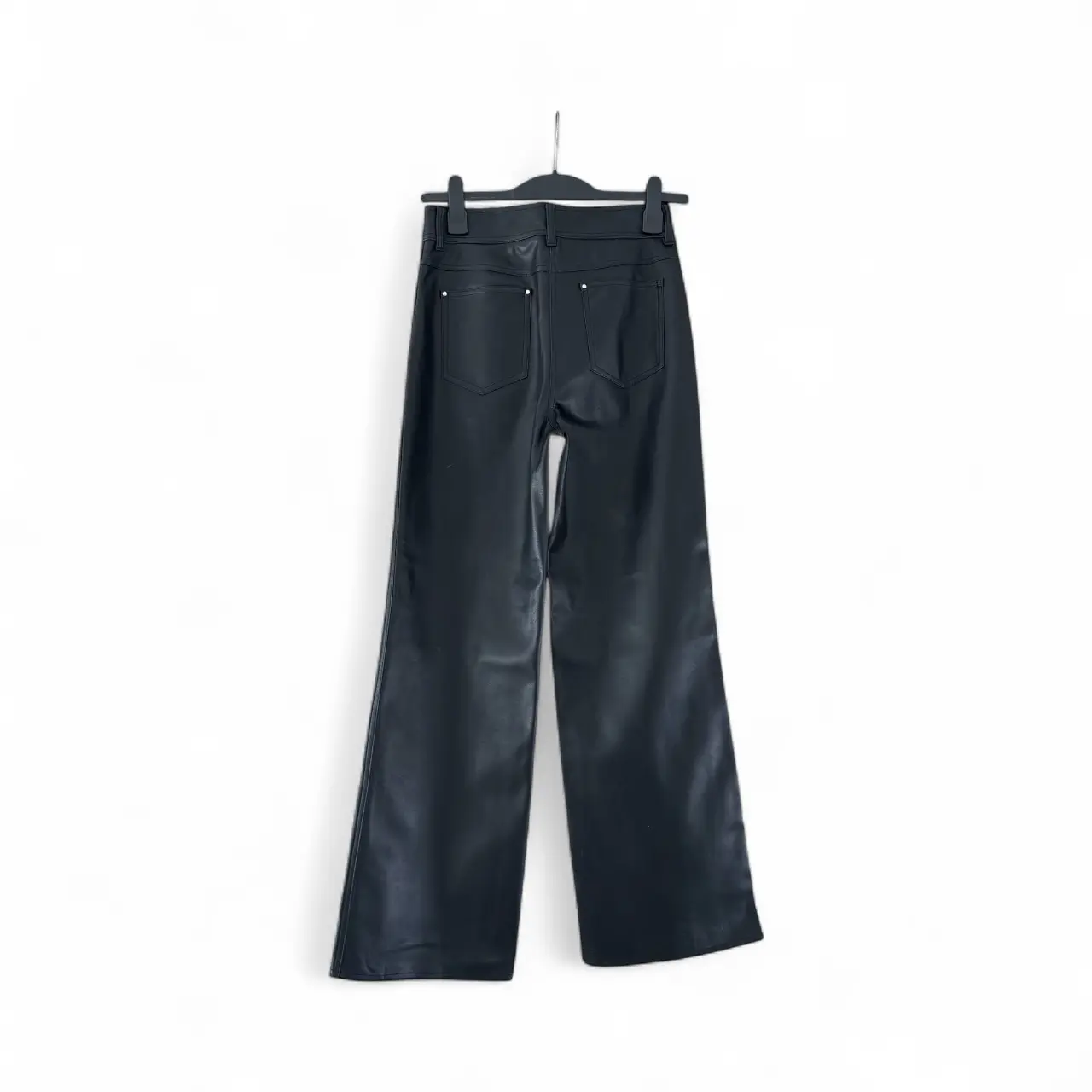 Stand Studio Lederhosen | Marché LOOP