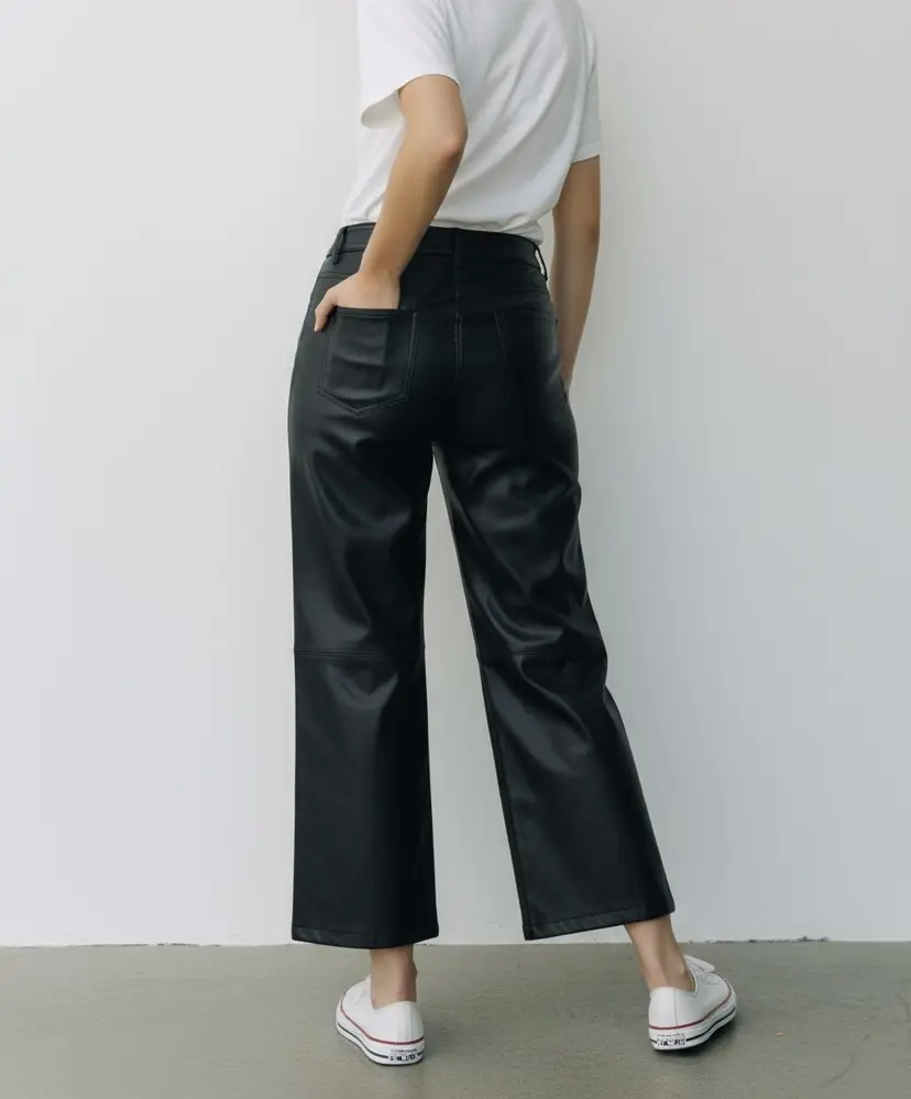Stand Studio Lederhosen | Marché LOOP