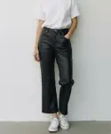 Stand Studio Lederhosen