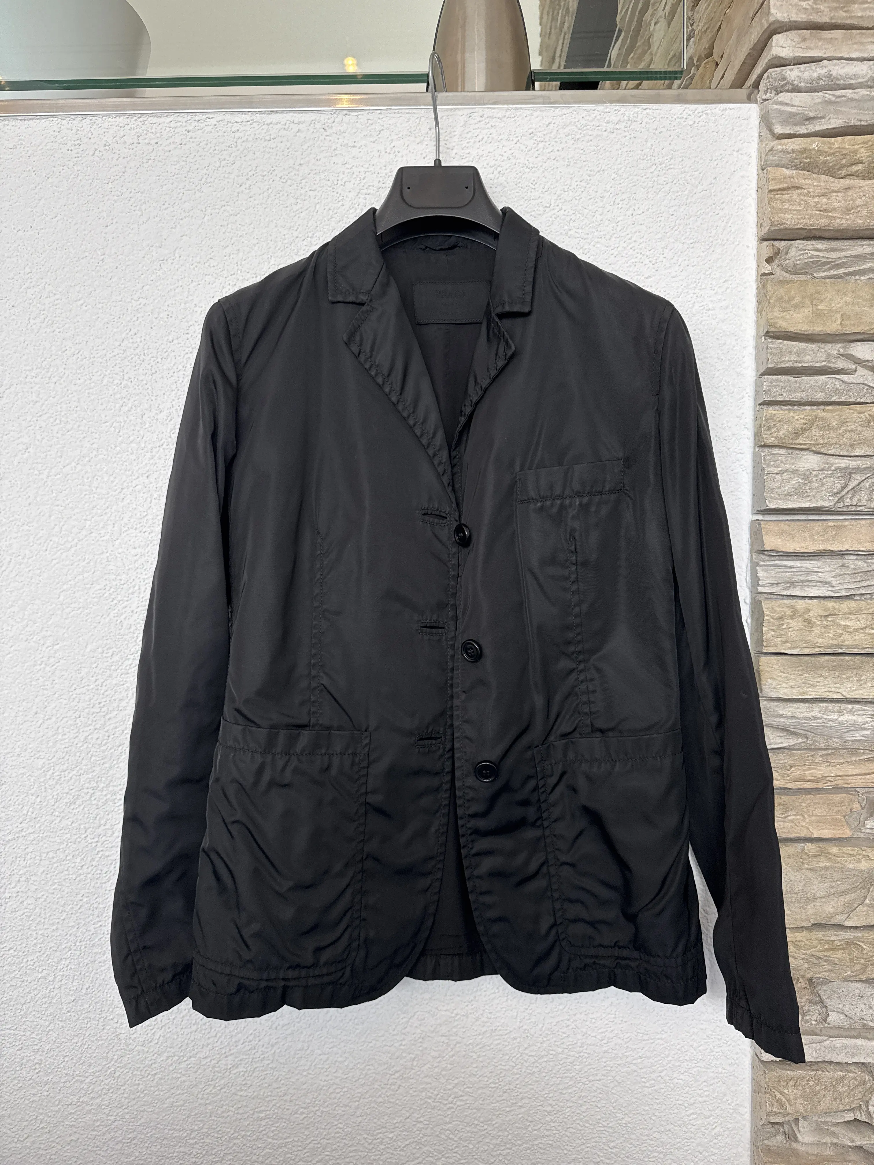 PRADA Jacke aus Nylon | LOOP-Marktplatz