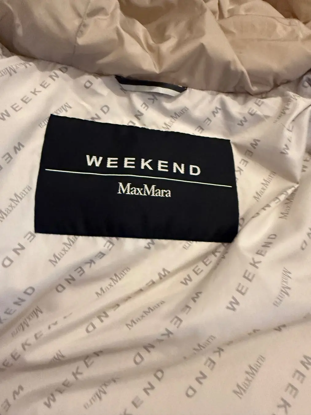 MAX MARA Daunenmantel | LOOP-Marktplatz