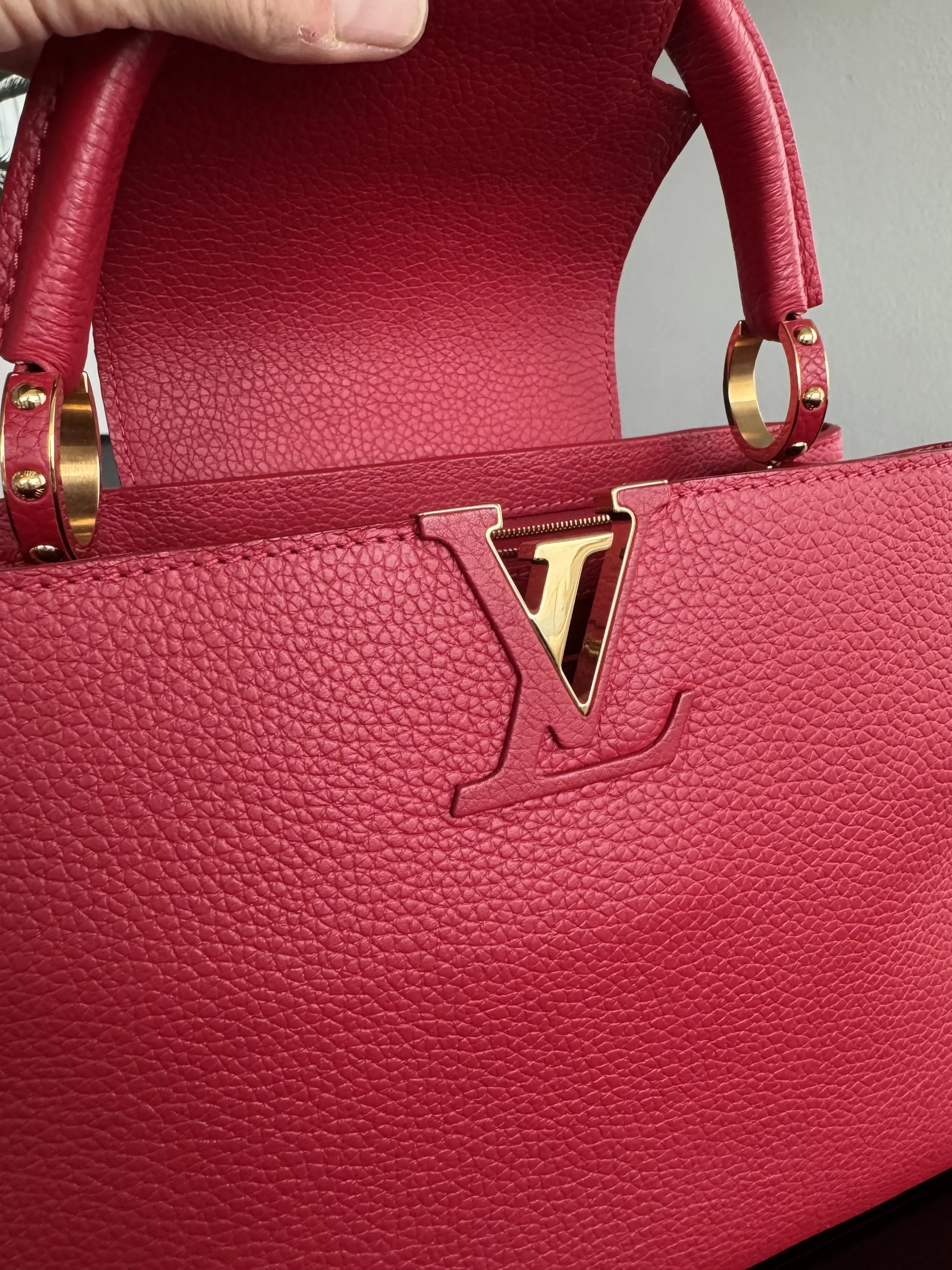 LOUIS VUITTON Capucines PM | LOOP-Marktplatz