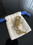 LOUIS VUITTON Vorhängeschloss
