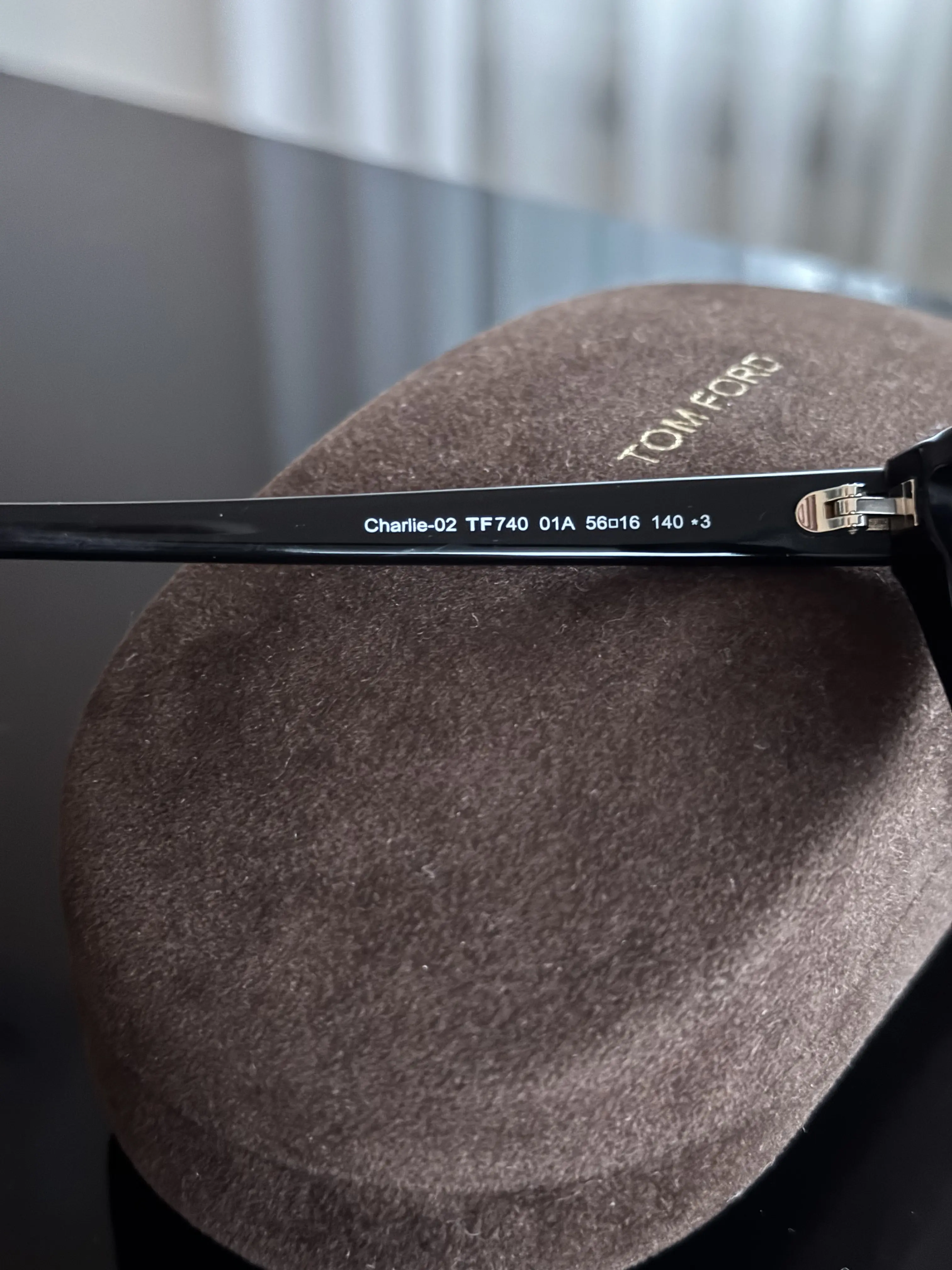 TOM FORD Cat Eye Sonnenbrille | LOOP-Marktplatz
