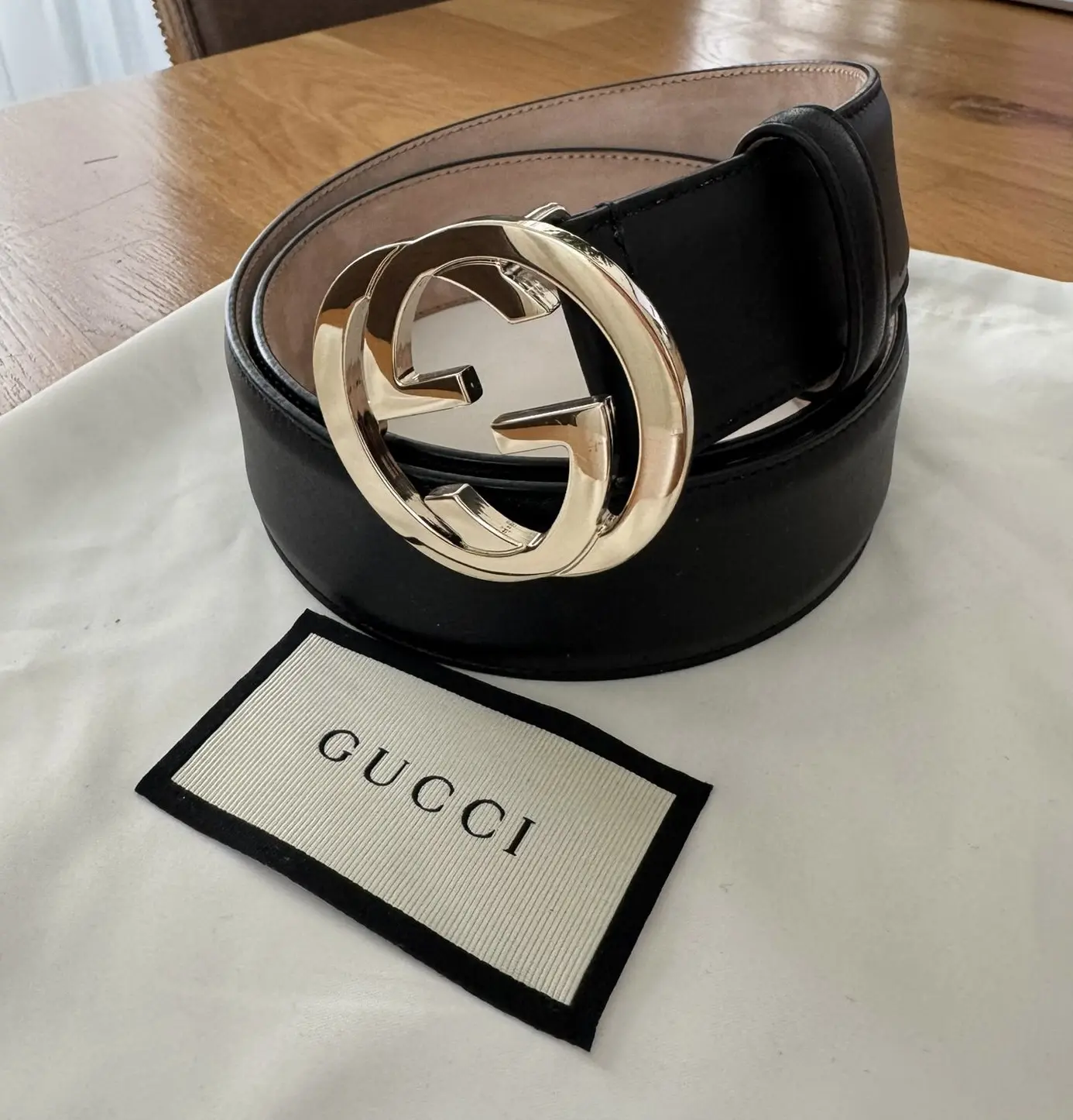 GUCCI Gürtel mit Doppel-G Schnalle | LOOP-Marktplatz
