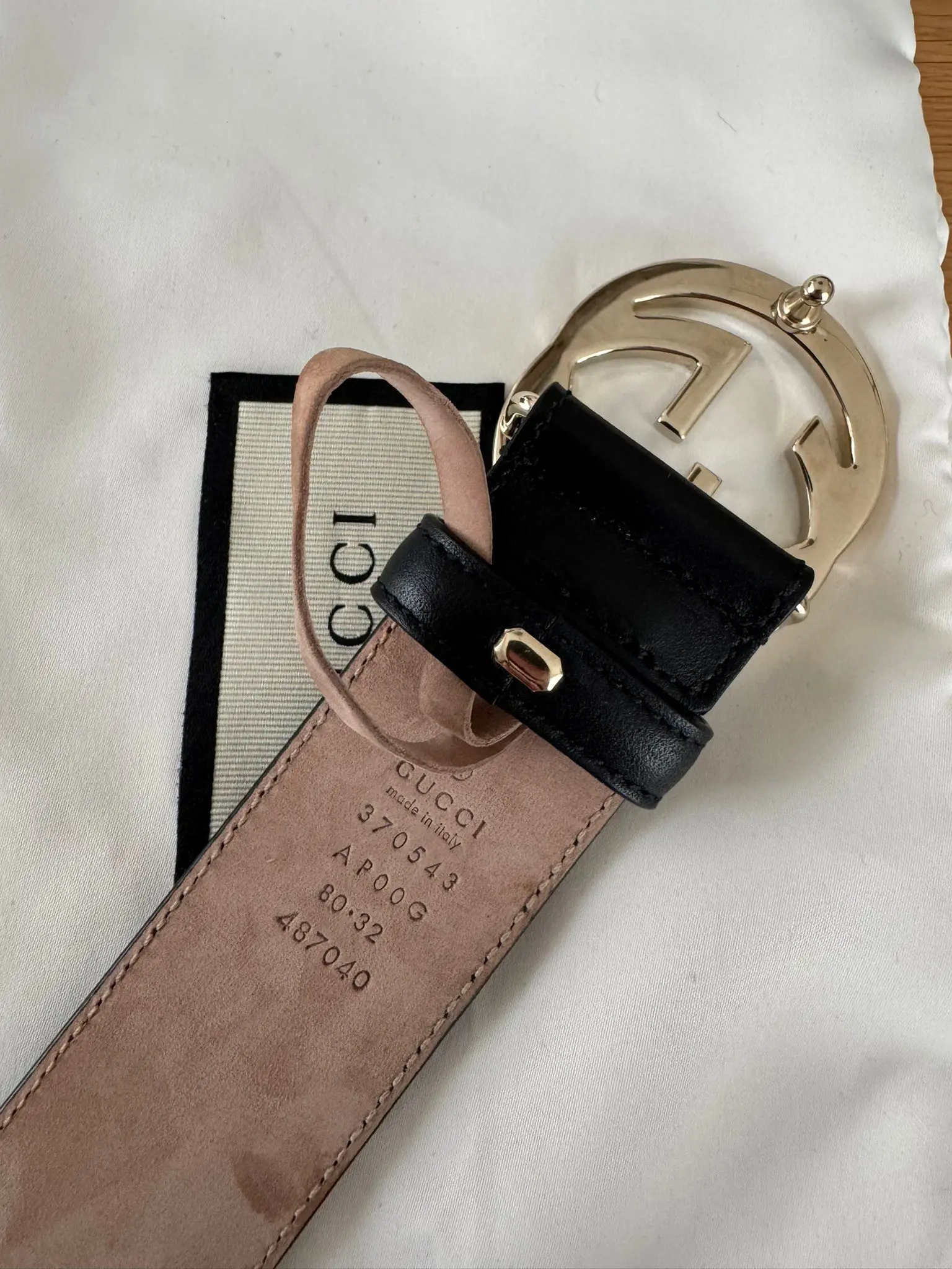 GUCCI Gürtel mit Doppel-G Schnalle | LOOP-Marktplatz