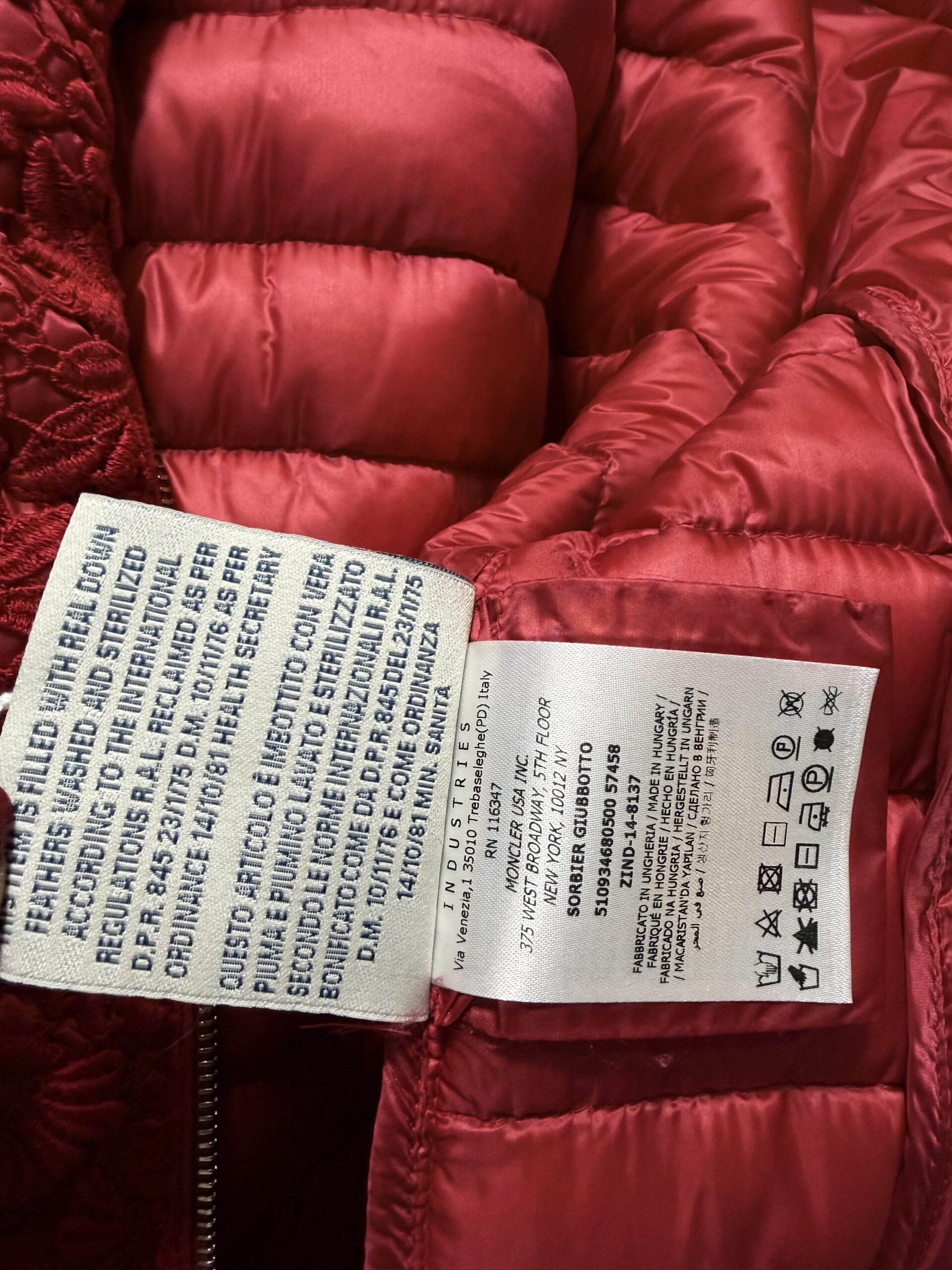 Moncler jacket | Marché LOOP