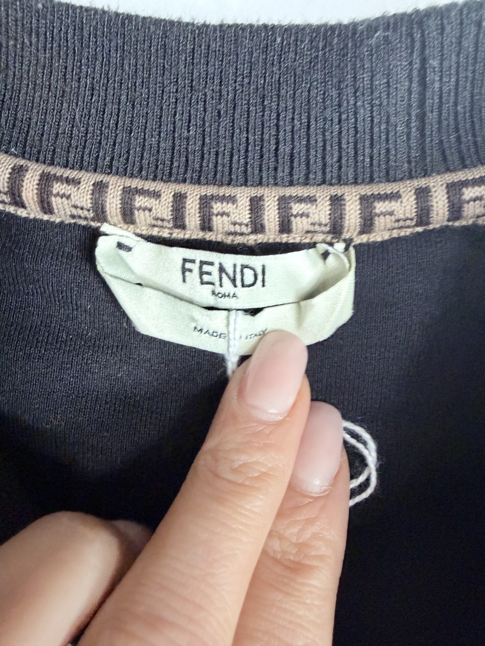 Fendi sweater | LOOP Marketplace