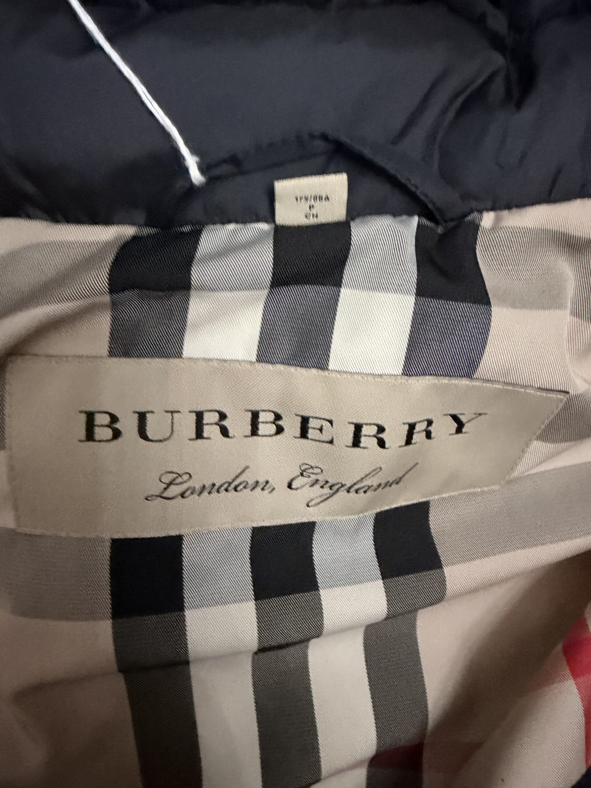 Burberry down jacket | Marché LOOP