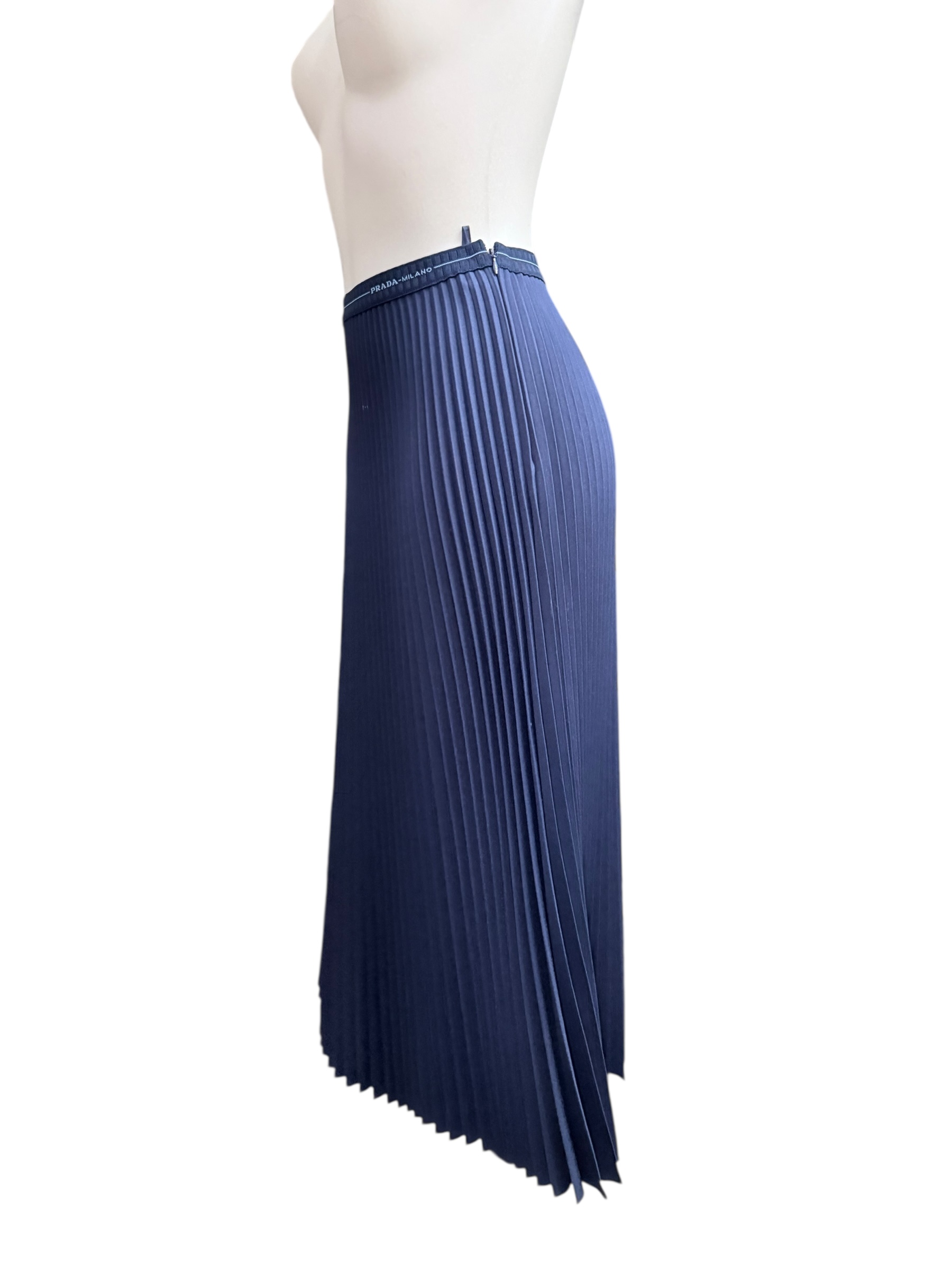 Prada skirt | LOOP-Marktplatz