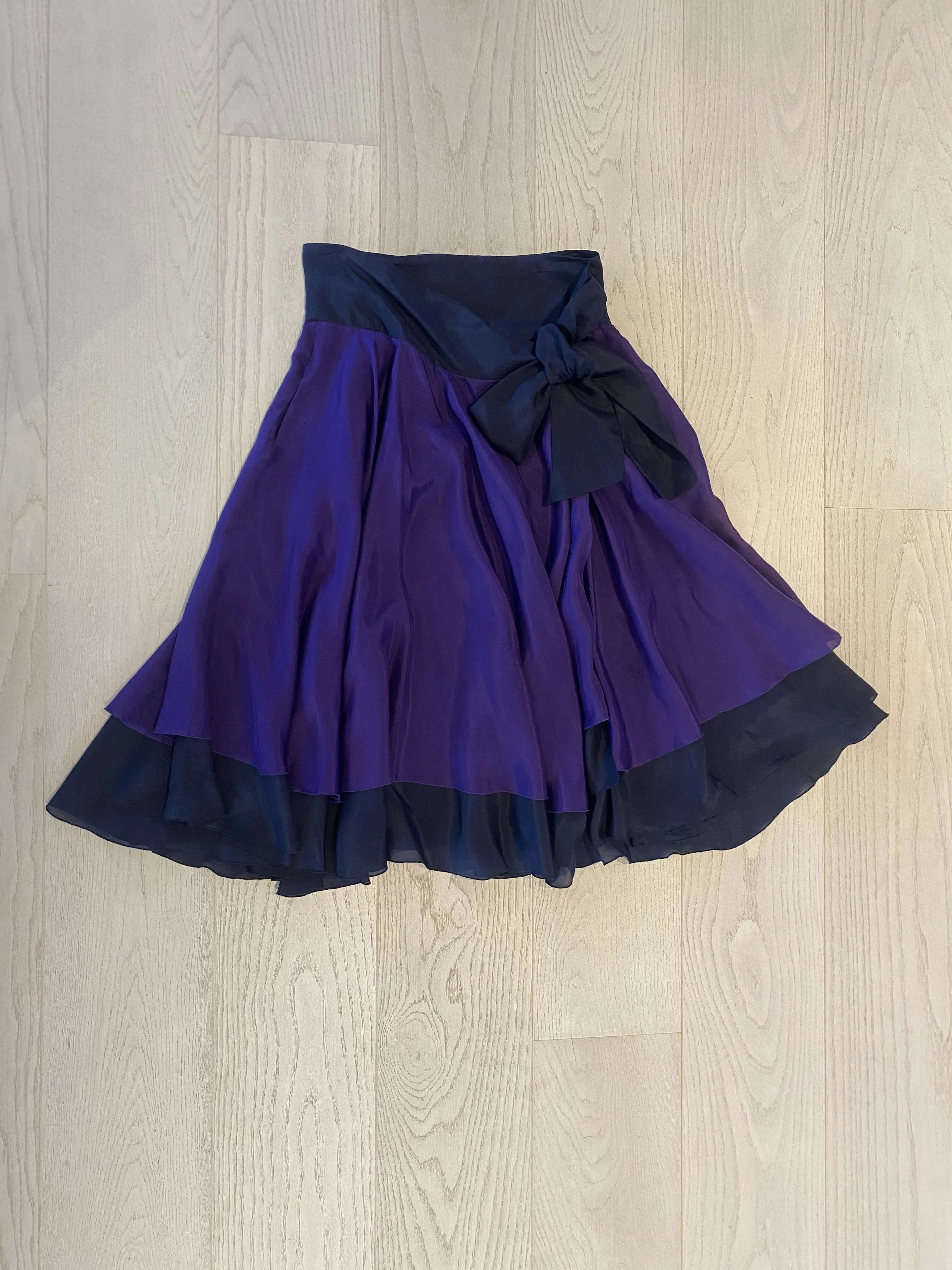 EMPORIO ARMANI Seidenrock Gr. 42(IT) | Marché LOOP