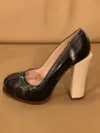 FENDI Patent Leather platform Pumps