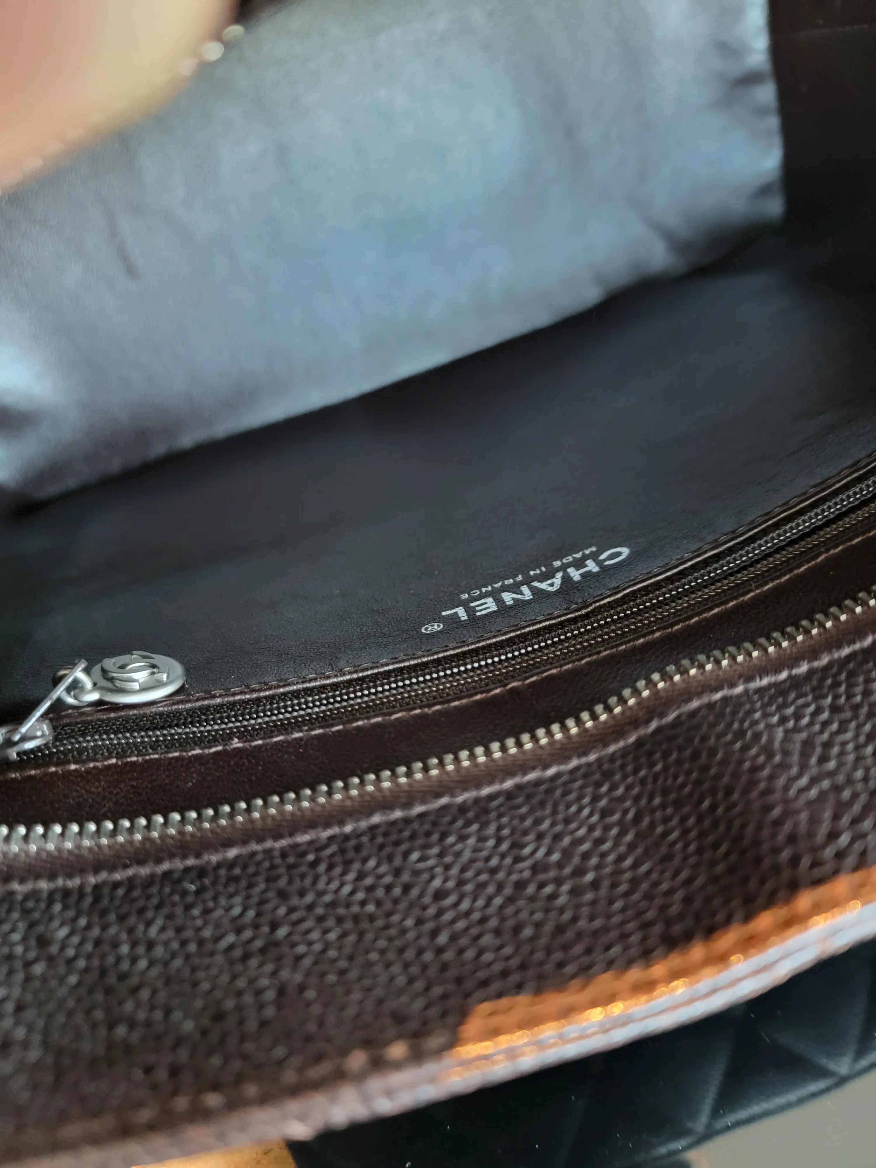 CHANEL Medaillon Tote | LOOP-Marktplatz