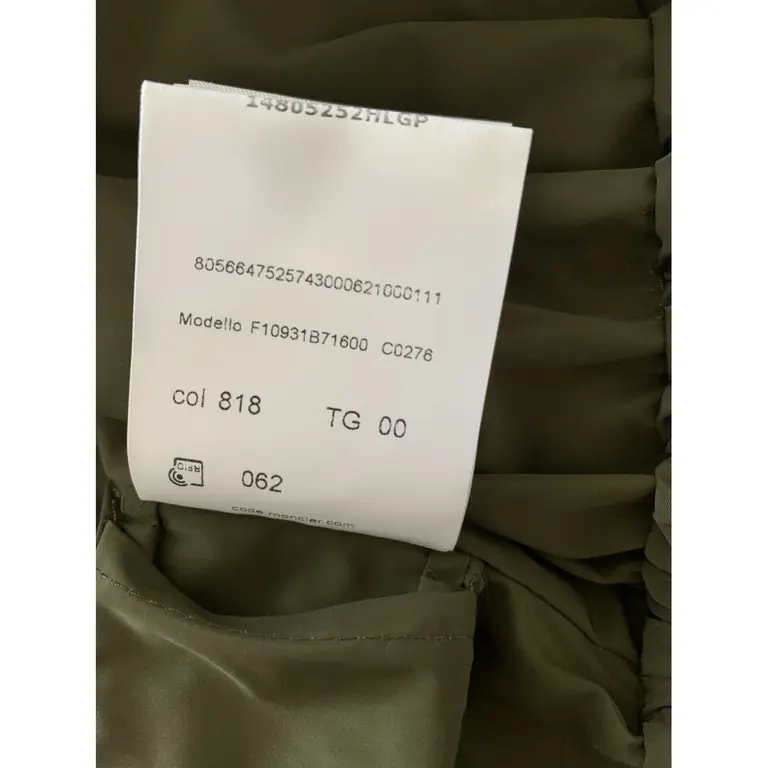 MONCLER “Ocre” Parka in Olive | LOOP-Marktplatz