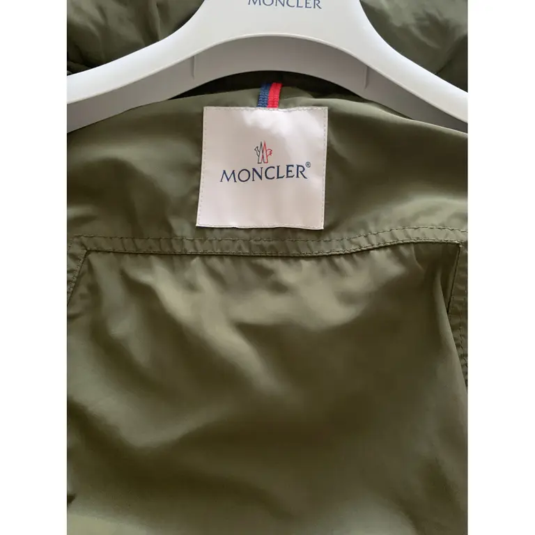 MONCLER “Ocre” Parka in Olive | LOOP-Marktplatz