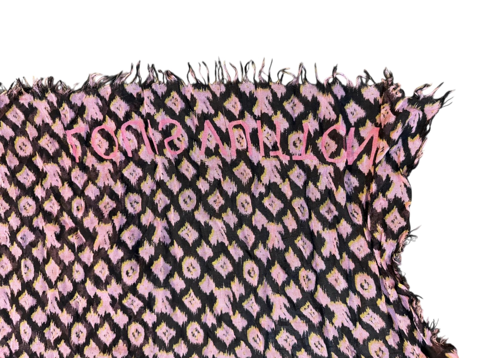 Louis Vuitton stole | Marché LOOP