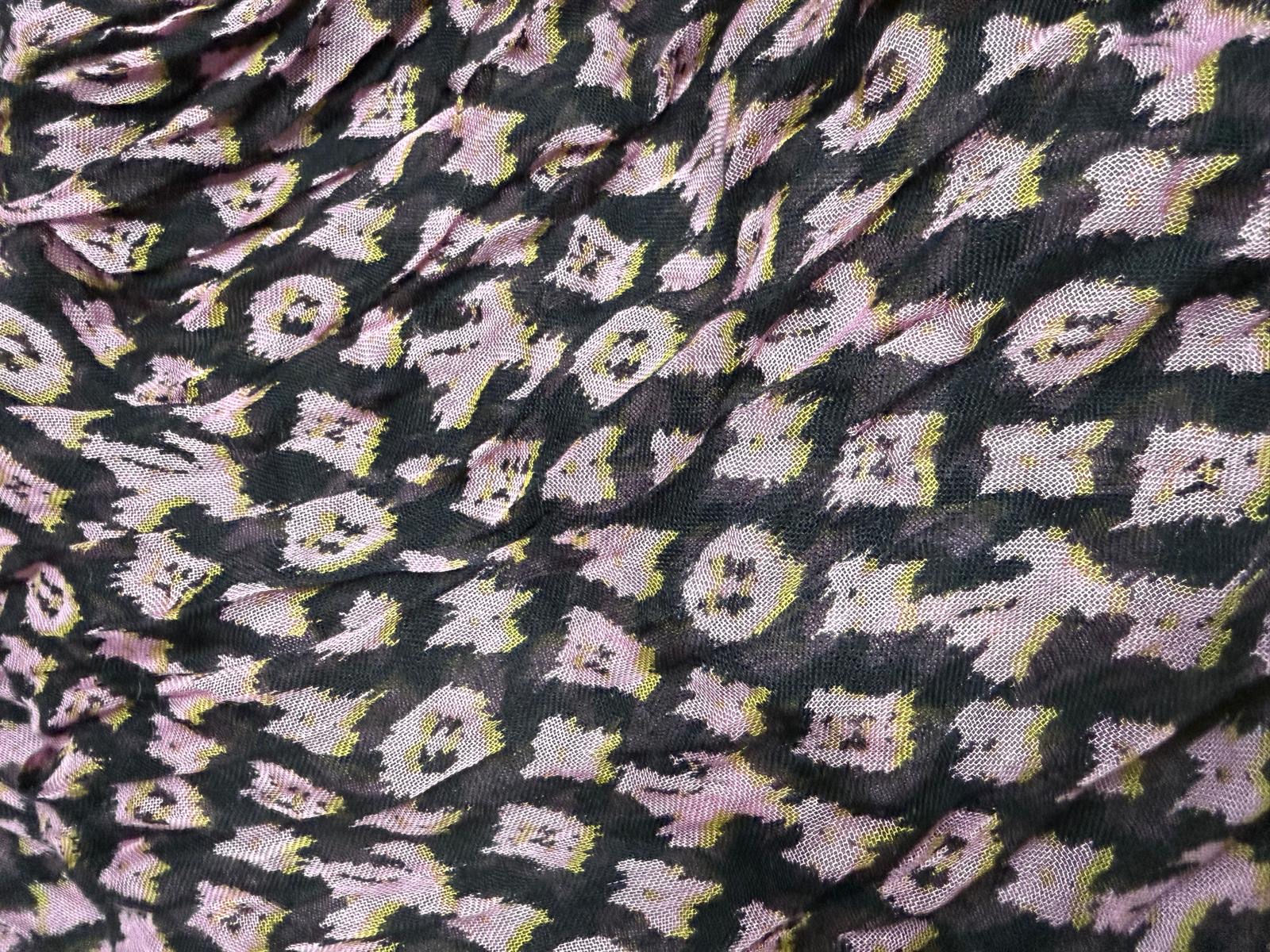 Louis Vuitton stole | Marché LOOP