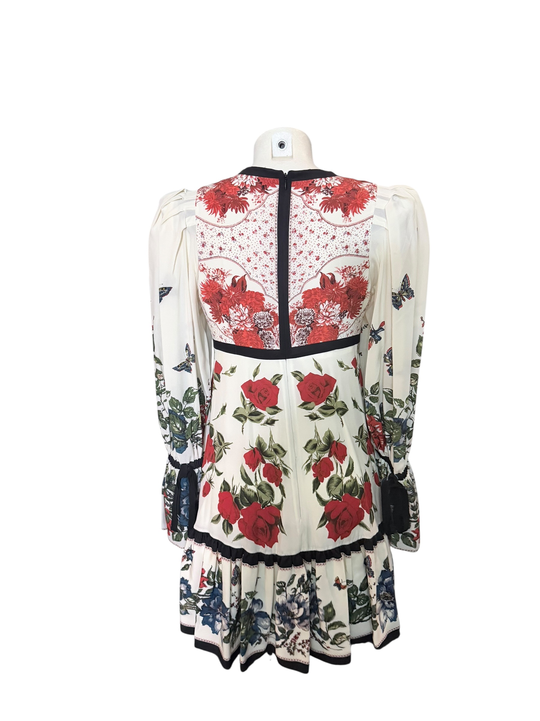 Dress by Alexander McQueen | Marché LOOP