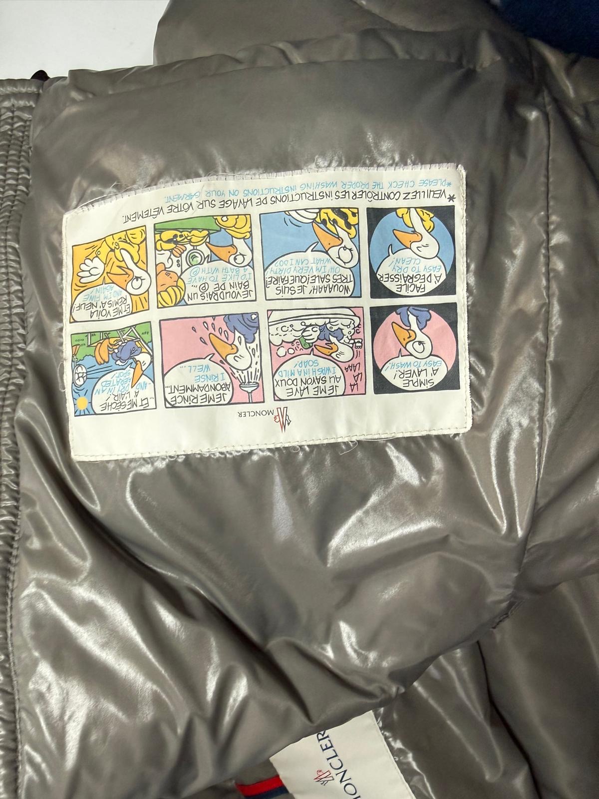 Moncler down jacket | Marché LOOP