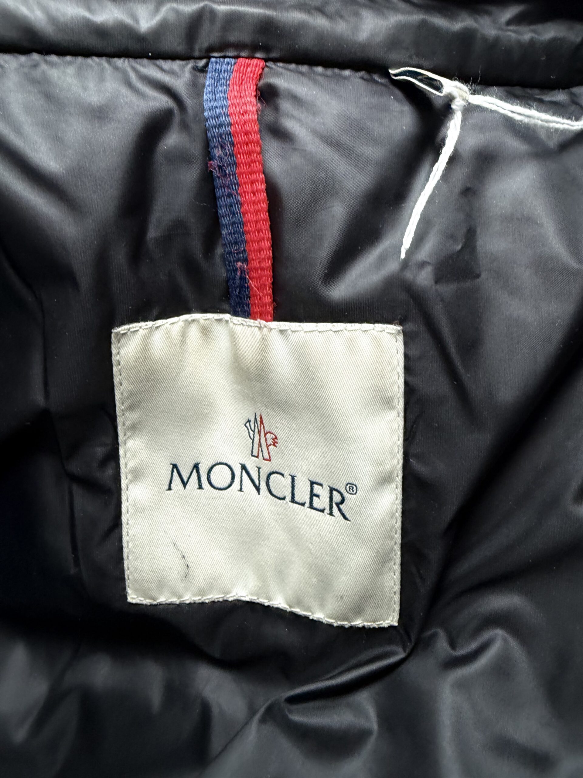 Moncler down jacket | Marché LOOP