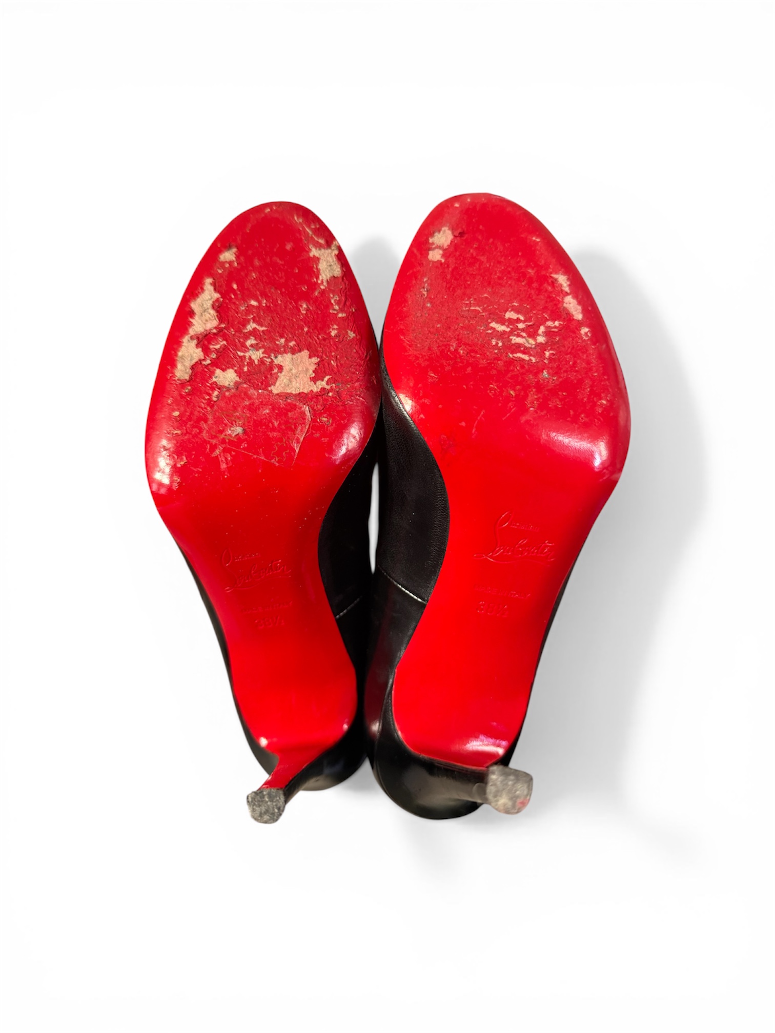 Louboutin high heels | Marché LOOP