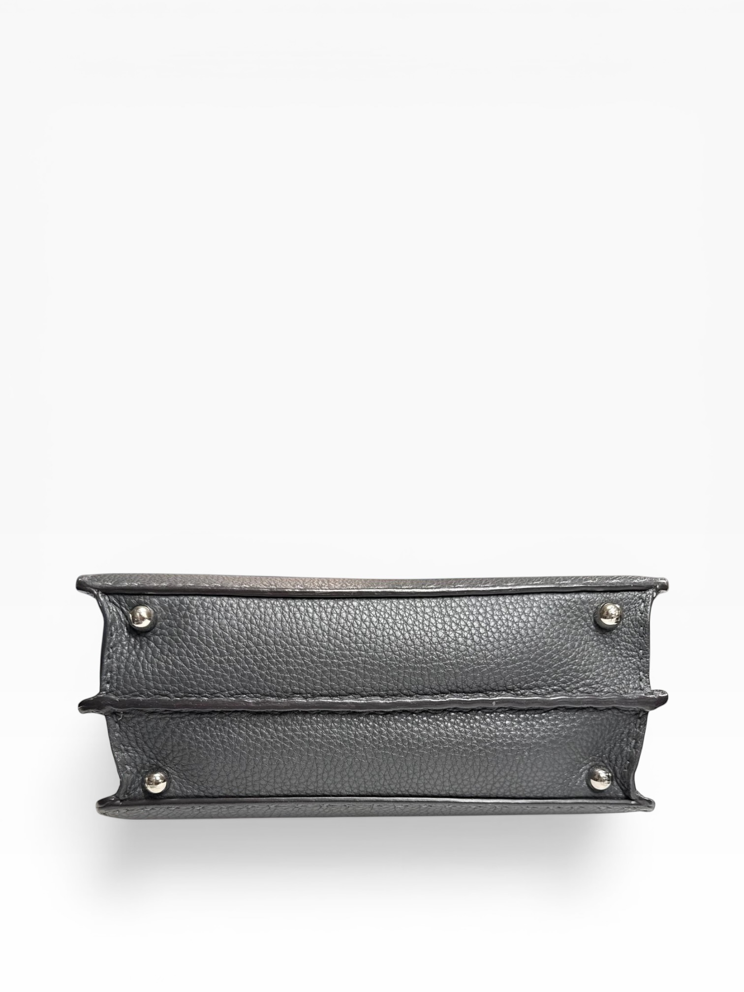 Fendi Small Peekaboo Bag | LOOP-Marktplatz