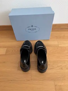 PRADA Monolith Loafer Schwarz | LOOP-Marktplatz