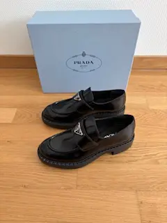 PRADA Monolith Loafer Schwarz | LOOP-Marktplatz