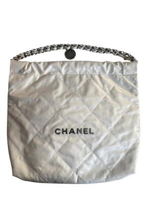 Chanel 22 bag | Marché LOOP