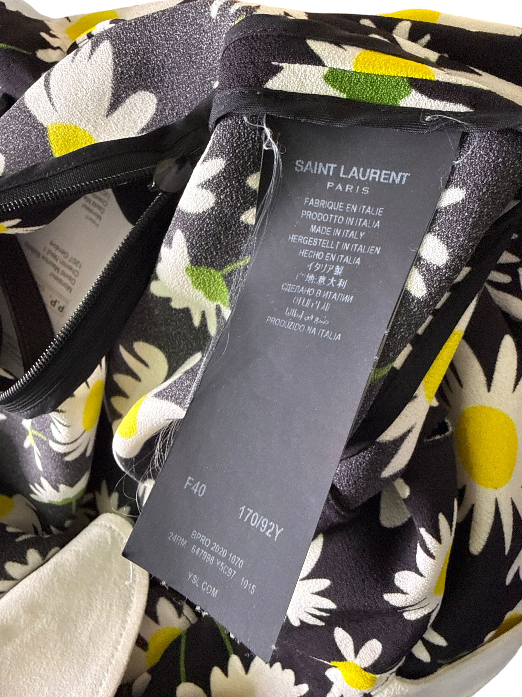 Kleid von Yves Saint Laurent