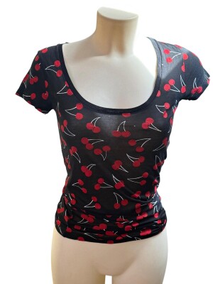 Top Saint Laurent | LOOP-Marktplatz