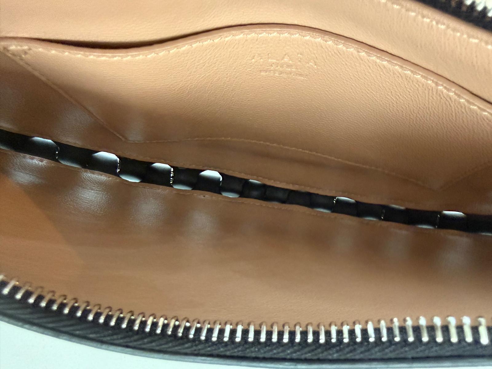 Alaia-Tasche