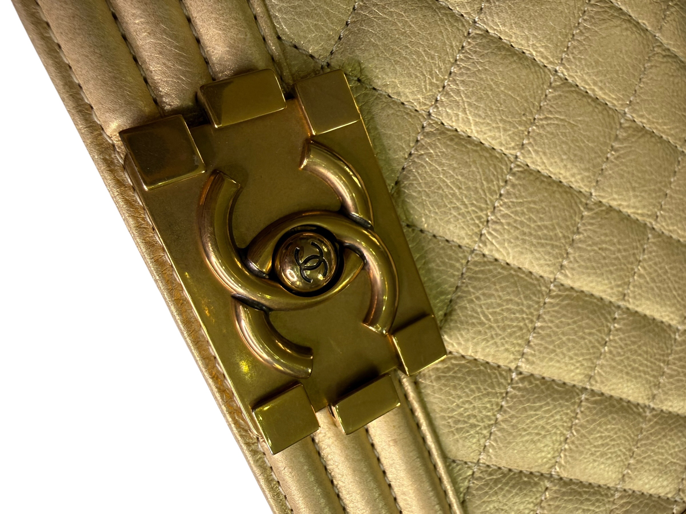 Chanel Boy-Tasche