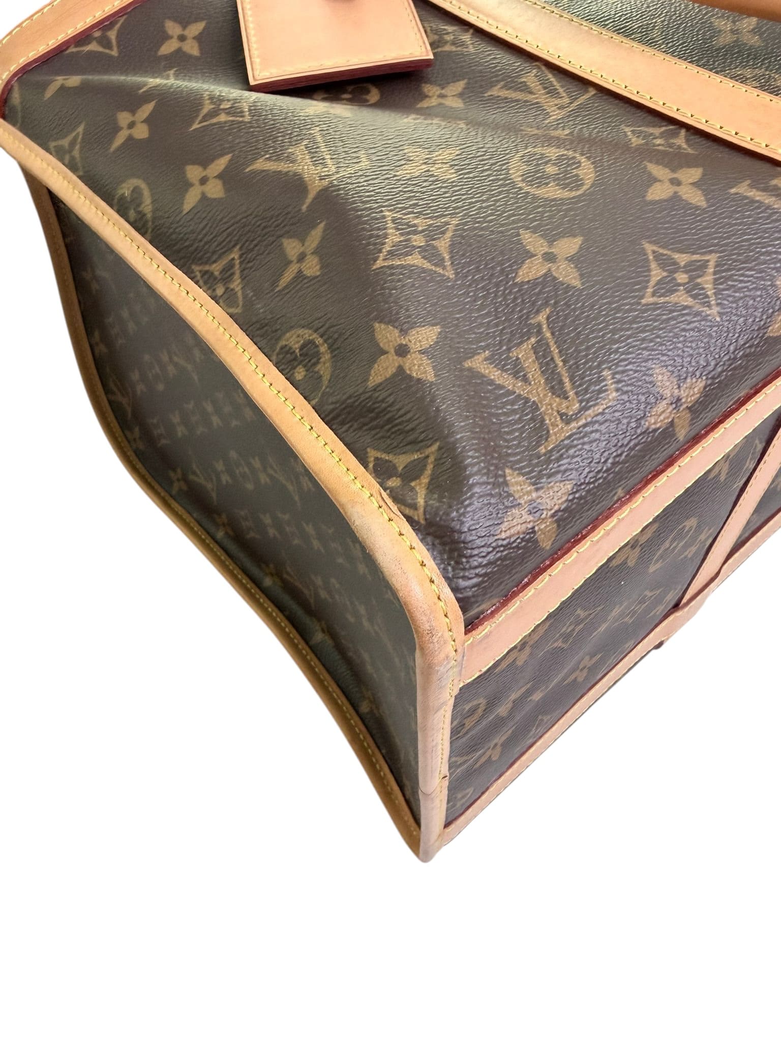 Louis Vuitton Dog Travel Bag | LOOP-Marktplatz