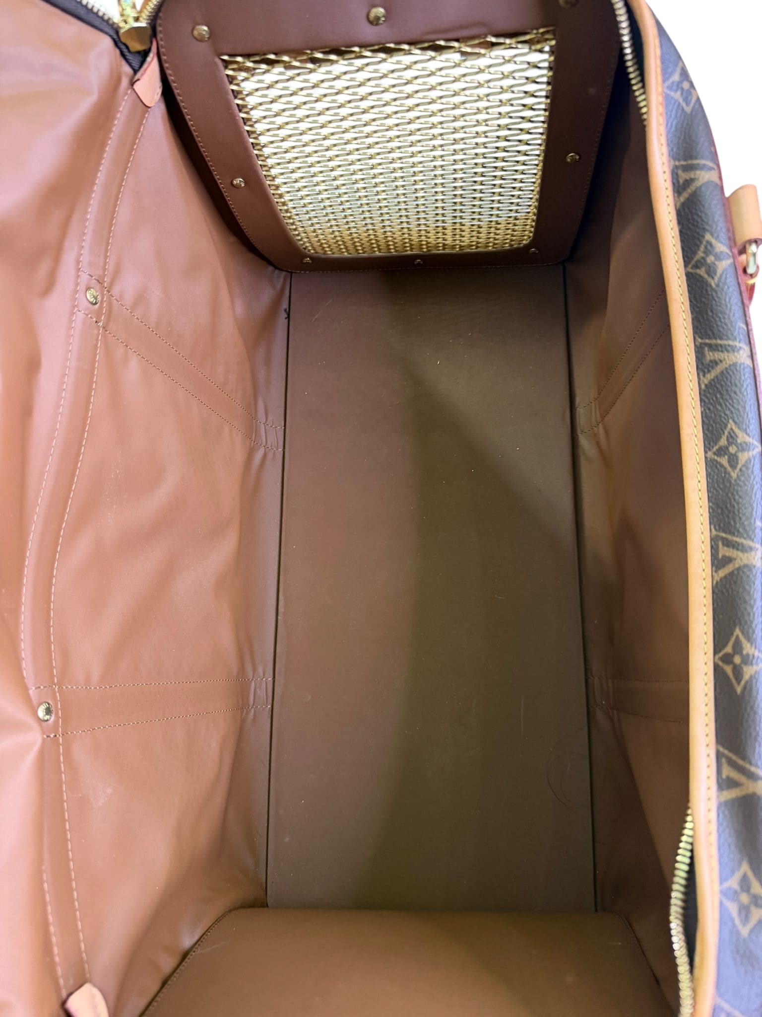 Louis Vuitton Dog Travel Bag | LOOP-Marktplatz